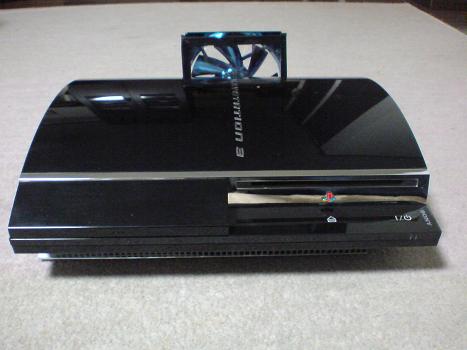 初期型PS3の1号機（60GB）の廃熱ファン装着⑦.JPG