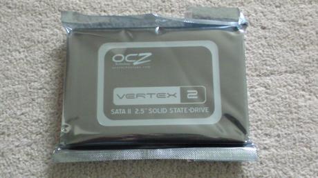PS3の換装するSSD OCZ OCZSSD2-2VTXE60Gのスペックと中身⑪.JPG