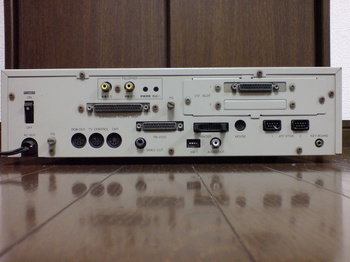 SHARP X1turbo CZ-852CE ⑦ 背面（カラーイメージボードのＩ／Ｆのみ？）.JPG