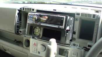 iPod用車載ホルダーを再製作 オーディオ取り付けキットからの取り外し②.JPG